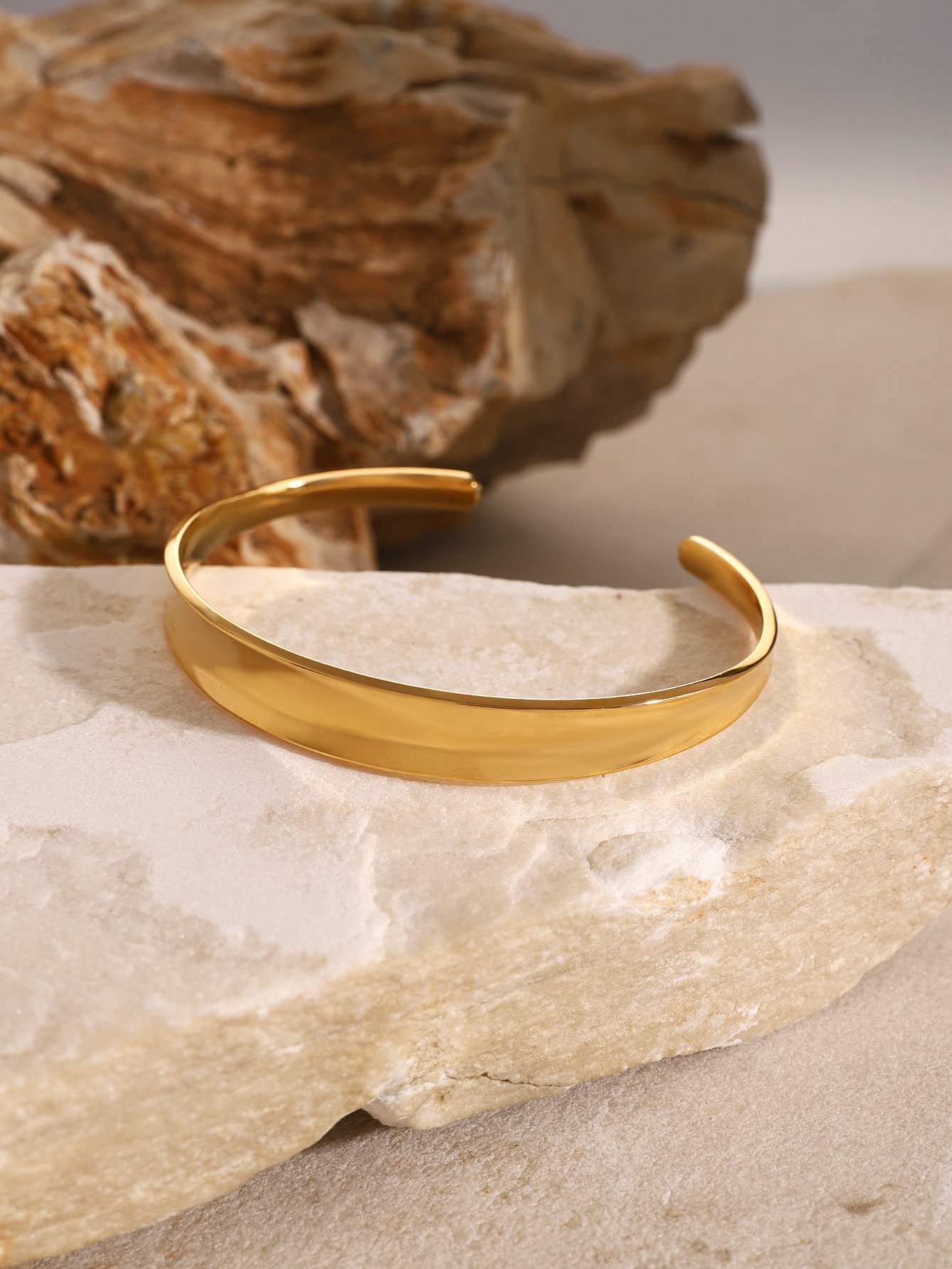 1 Piece Minimalist Style Solid Color Geometric Stainless Steel 18K Gold Plated Women's Bangles 